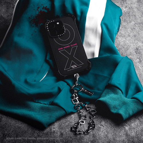 - - Squid Game The Style Survivor Set - Game Sign Metal Chain Wrist Strap & iPhone 16 Pro Max Bounce Case