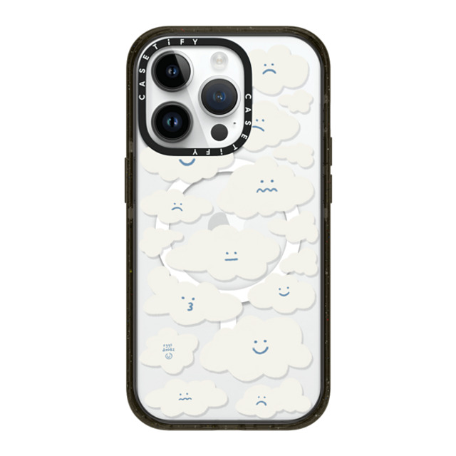 Eggsdoodz x CASETiFY iPhone 14 Pro ケース ブラック インパクトケース MagSafe対応 Cute Clouds