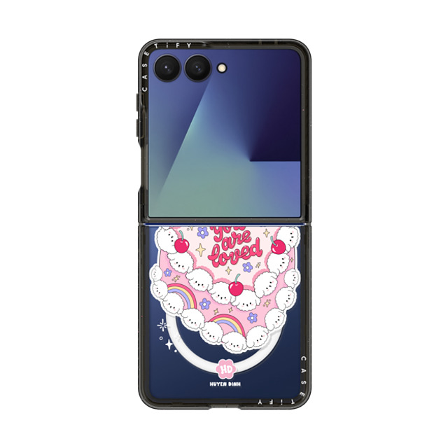 Huyen Dinh x CASETiFY Galaxy Z Flip7 ケース Dog,Animal ブラック マグネット式 インパクトケース You are loved cake with Bichon Bibo icing Back to School Huyen Dinh x CASETiFY Galaxy Z Flip7 ケース Dog,Animal ブラック マグネット式 インパクトケース You are loved cake with Bichon Bibo icing Back to School