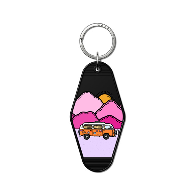 Kimberly Engwicht x CASETiFY キーチェーンタグ Black キーチェーン タグ Happy Camper Back to School Kimberly Engwicht x CASETiFY キーチェーンタグ Black キーチェーン タグ Happy Camper Back to School