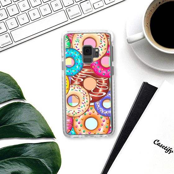 Donuts Punchy Pastel flavours Pattern - Classic Snap Case