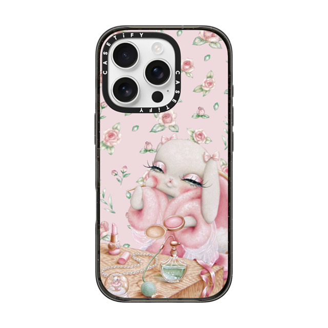 Trash Kitty Art x CASETiFY iPhone 16 Pro ケース ブラック インパクトケース MagSafe対応 Ballerina's Boudoir