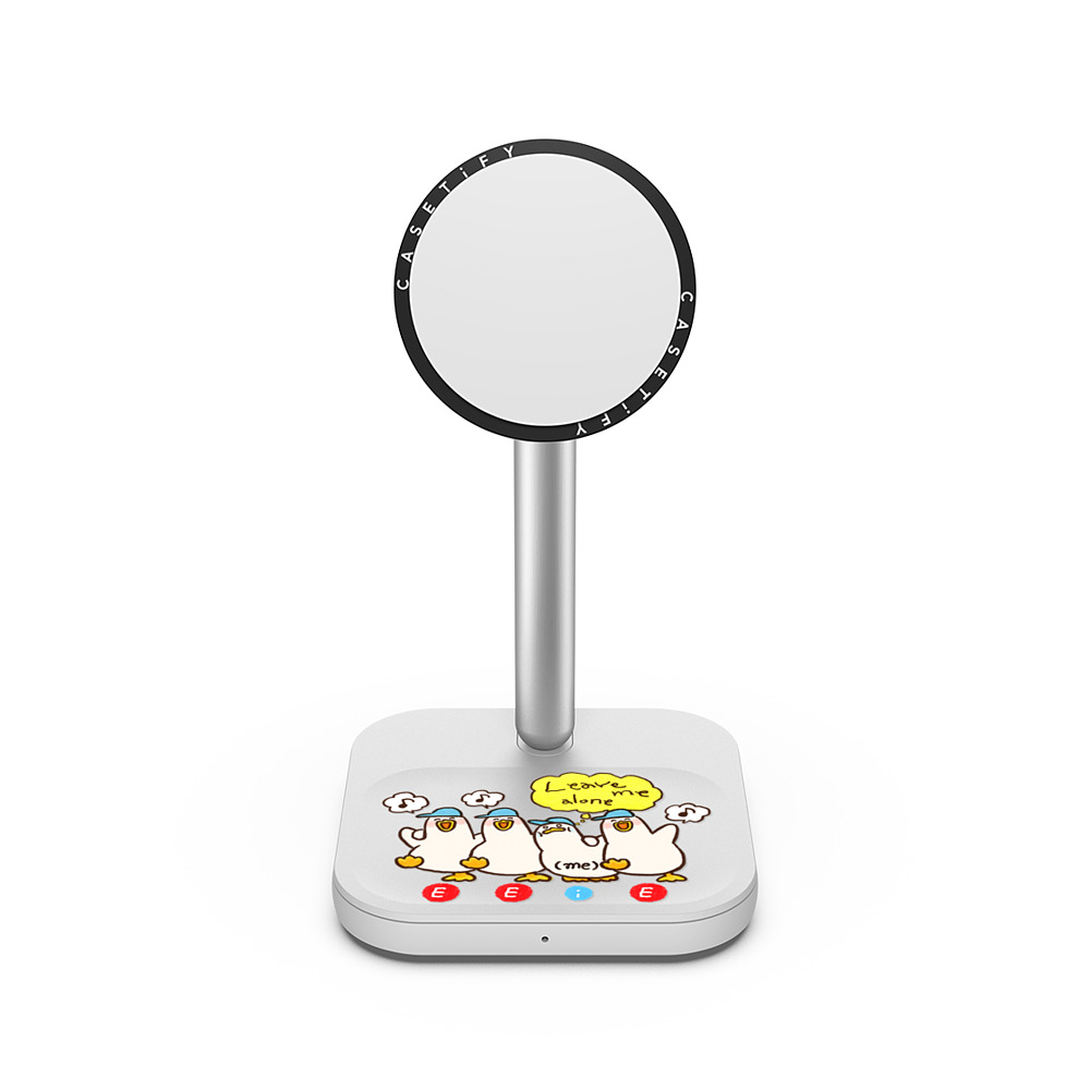 SSEBONG x CASETiFY PowerThru 2-in-1 Charging Stand ホワイト 2-in-1 充電スタンド E E (i) E SSEBONG x CASETiFY PowerThru 2-in-1 Charging Stand ホワイト 2-in-1 充電スタンド E E (i) E