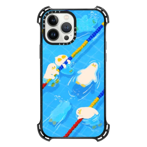 iPhone 13 Pro Max - POOL time