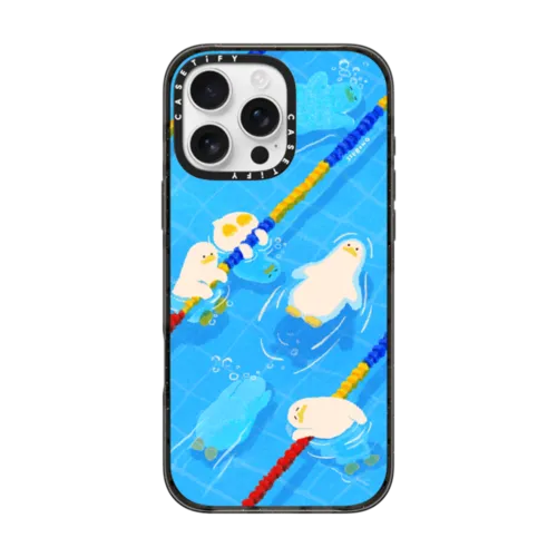 iPhone 16 Pro Max - POOL time