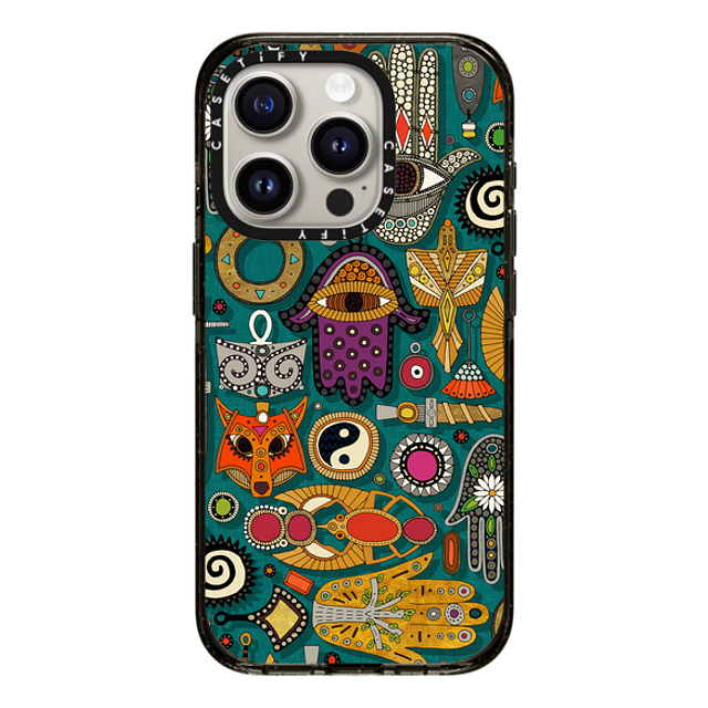 Sharon Turner x CASETiFY iPhone 15 Pro ケース ブラック インパクトケース TALISMANS viridian green