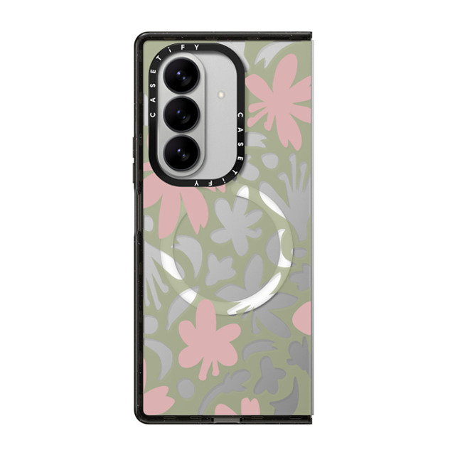 CASETiFY Galaxy Z Fold7 Case Black Impact Magnetic Case Floral t[ Botanical Sakura