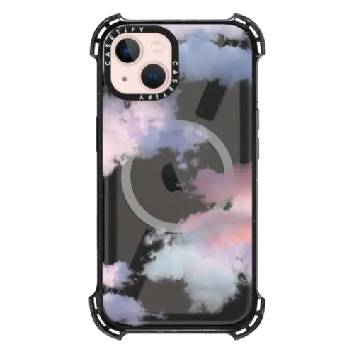 iPhone 13 - Clouds