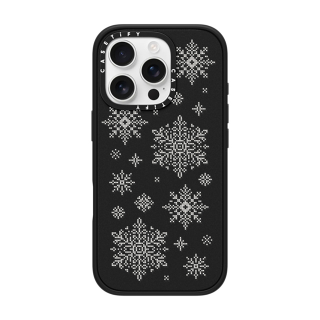 CASETiFY iPhone 16 Pro ケース マットブラック インパクトケース MagSafe対応 Needlepoint Snowflakes casetify_artist