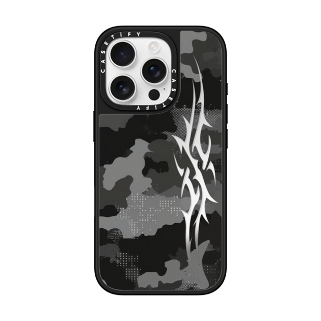 CASETiFY iPhone 16 Pro Case Silver on Black ミラーケース MagSafe対応 Camo Crush casetify_artist Back to School CASETiFY iPhone 16 Pro Case Silver on Black ミラーケース MagSafe対応 Camo Crush casetify_artist Back to School