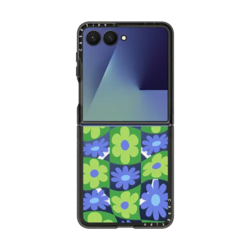 Galaxy Z Flip7 - Warped Floral Checker
