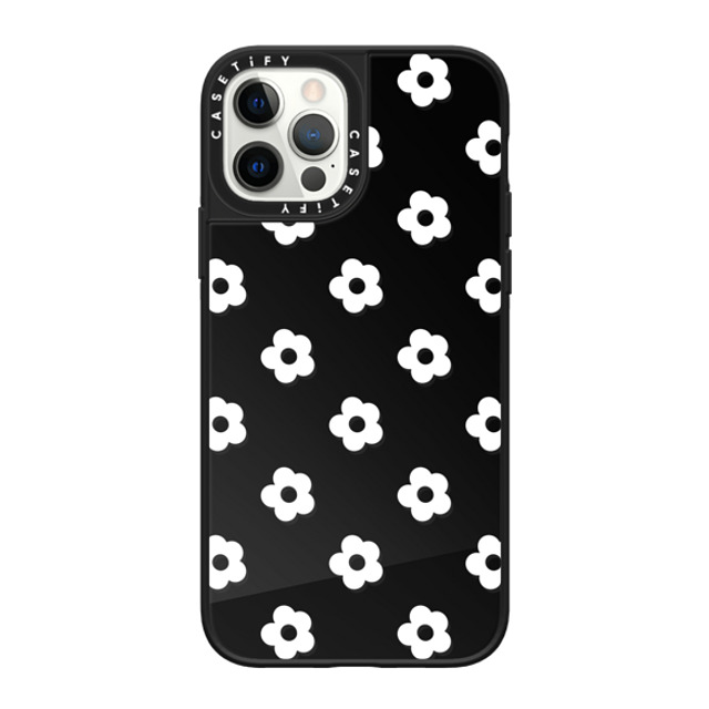 CASETiFY iPhone 12 Pro Case Black on Black ミラーケース MagSafe対応 Floral フローラル Ditsy Daisies - White Mother's Day CASETiFY iPhone 12 Pro Case Black on Black ミラーケース MagSafe対応 Floral フローラル Ditsy Daisies - White Mother's Day