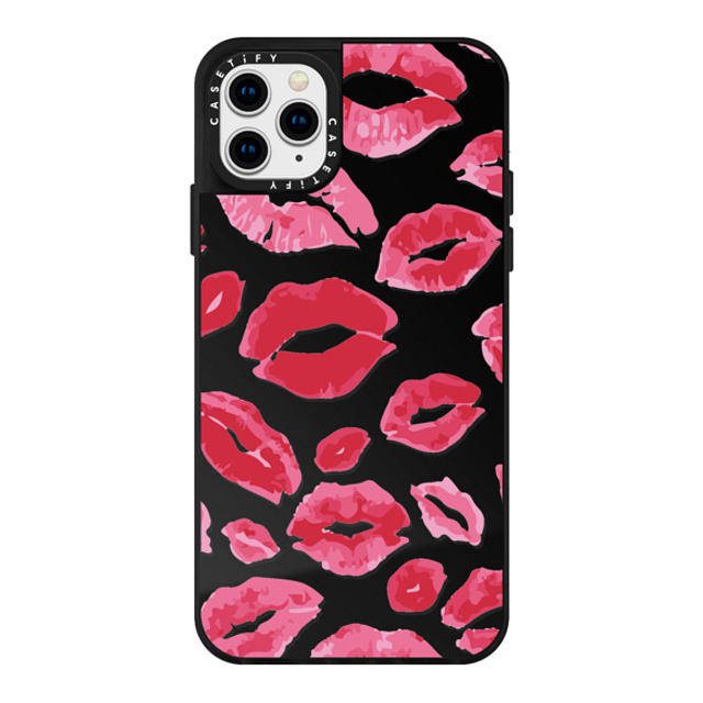 Allison Reich x CASETiFY iPhone 11 Pro Max ケース Black on Black ミラーケース Lipstick Kisses