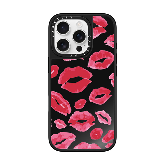 Allison Reich x CASETiFY iPhone 16 Pro ケース Black on Black ミラーケース MagSafe対応 Lipstick Kisses