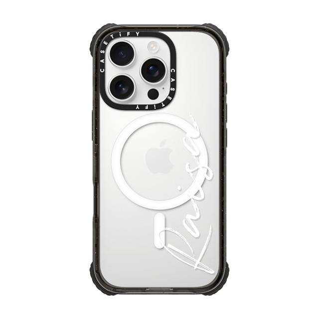 強化された保護機能の新基準。CASETiFYのMagSafe互換ウルトラインパクトケースは、EcoShock™素材でコーナーバンパーを強化し、最大3.5mからの落下に耐えることが可能。軍用規格の5倍の