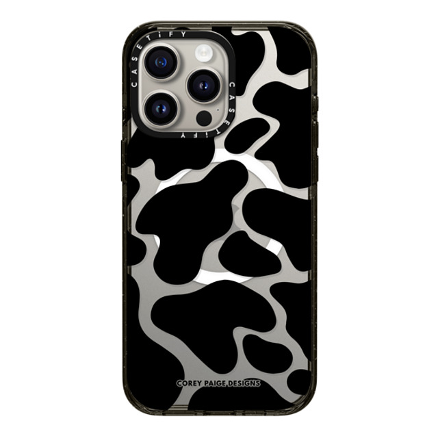 Corey Paige Designs x CASETiFY iPhone 15 Pro Max ケース ブラック インパクトケース MagSafe対応 Black Cow Print by Corey Paige Designs