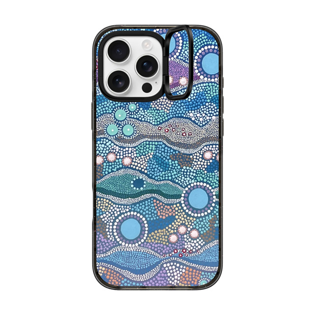 Krubi Creative x CASETiFY iPhone 16 Pro Max ケース ブラック インパクトリングスタンドケース MagSafe対応 Wattamolla - Aboriginal Art