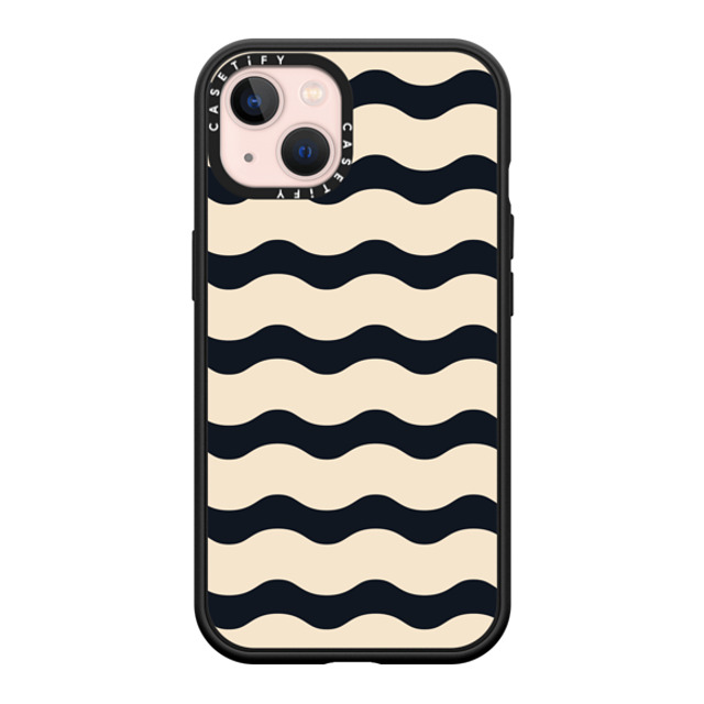 The House That Lars Built x CASETiFY iPhone 13 ケース マットブラック インパクトケース MagSafe対応 Black And White Wavy Stripe