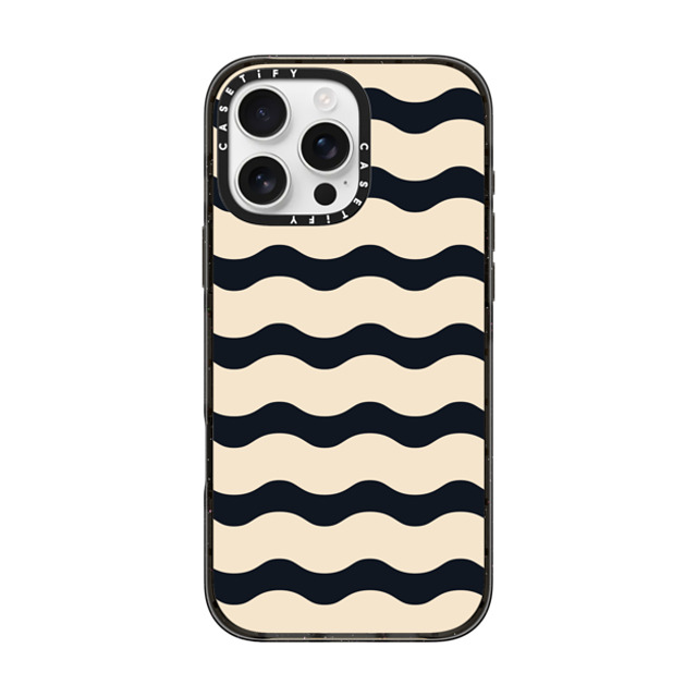 The House That Lars Built x CASETiFY iPhone 16 Pro Max ケース ブラック インパクトケース MagSafe対応 Black And White Wavy Stripe