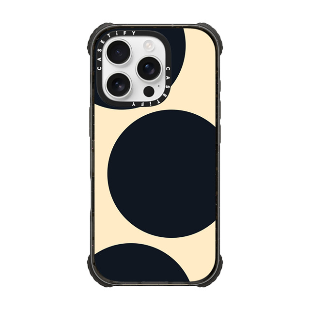 The House That Lars Built x CASETiFY iPhone 16 Pro ケース ブラック ウルトラ インパクトケース MagSafe 対応 Otis Father's Day The House That Lars Built x CASETiFY iPhone 16 Pro ケース ブラック ウルトラ インパクトケース MagSafe 対応 Otis Father's Day