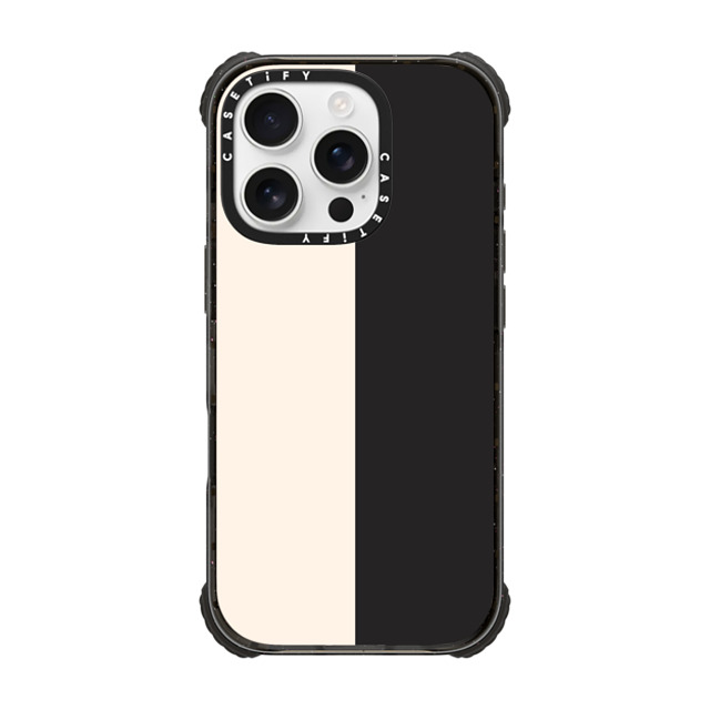 The House That Lars Built x CASETiFY iPhone 16 Pro ケース Geometric,Abstract ブラック ウルトラ インパクトケース MagSafe 対応 White/Black Colorblock Father's Day The House That Lars Built x CASETiFY iPhone 16 Pro ケース Geometric,Abstract ブラック ウルトラ インパクトケース MagSafe 対応 White/Black Colorblock Father's Day