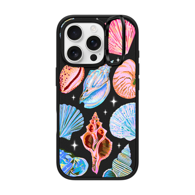 Izzy Lawrence Studio x CASETiFY iPhone 16 Pro ケース マットブラック インパクトリングスタンドケース MagSafe対応 Seashell