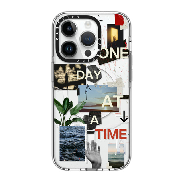 Malavika Natesh x CASETiFY iPhone 14 Pro ケース クリア クリア ケース MagSafe対応 One Day At A Time By Malavika Natesh