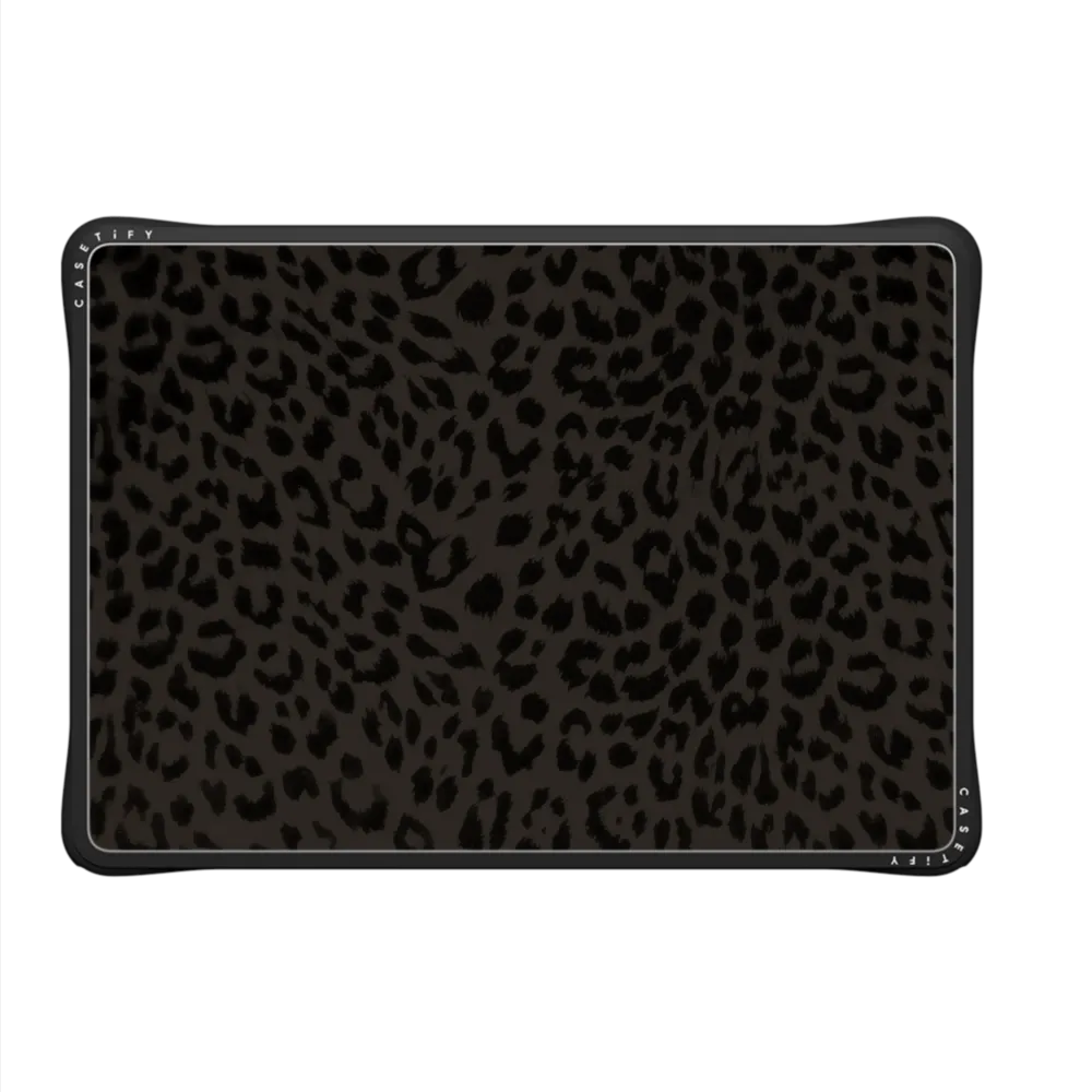 Impact MacBook Air 13" (2022 / 2024) Case - Leon Leopard - Black - Mac 13" Case