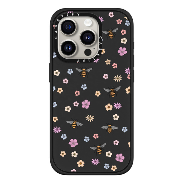 Marta Olga Klara x CASETiFY iPhone 15 Pro ケース マットブラック インパクトケース MagSafe対応 petit floral with bees