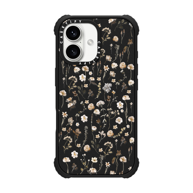 Monika Strigel x CASETiFY iPhone 16 Case Matte Black ウルトラ インパクトケース MagSafe 対応 WILDFLOWER FRIDAY Monika Strigel x CASETiFY iPhone 16 Case Matte Black ウルトラ インパクトケース MagSafe 対応 WILDFLOWER FRIDAY