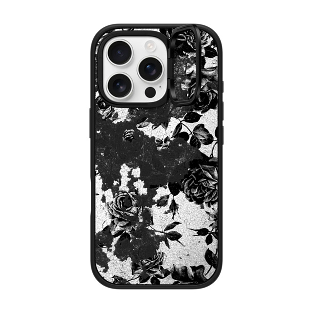 CASETiFY iPhone 16 Pro Case Matte Black インパクトリングスタンドケース MagSafe対応 フローラル Black and White Roses Flowers Pattern in Crackling Paint on Transparent Background CASETiFY iPhone 16 Pro Case Matte Black インパクトリングスタンドケース MagSafe対応 フローラル Black and White Roses Flowers Pattern in Crackling Paint on Transparent Background