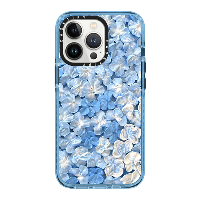 Ann Upton Art x CASETiFY iPhone 13 Pro ケース Sierra Blue インパクトケース MagSafe対応 Blue Hydrangea Iphone Case By Ann Upton