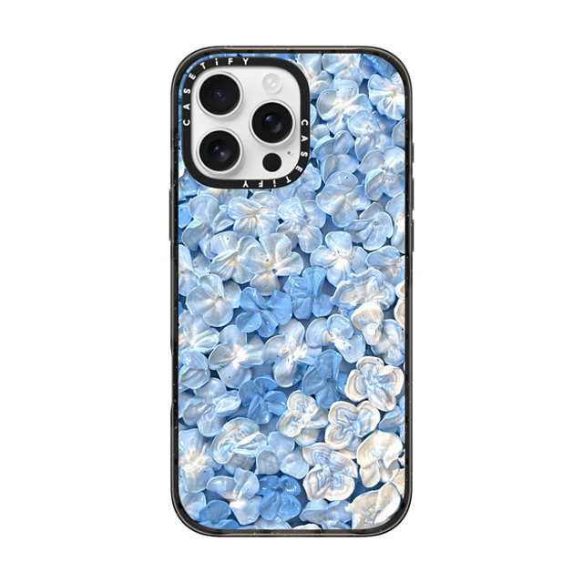 Ann Upton Art x CASETiFY iPhone 16 Pro Max ケース ブラック インパクトケース MagSafe対応 Blue Hydrangea Iphone Case By Ann Upton