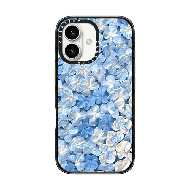 Ann Upton Art x CASETiFY iPhone 16 ケース ブラック インパクトケース MagSafe対応 Blue Hydrangea Iphone Case By Ann Upton