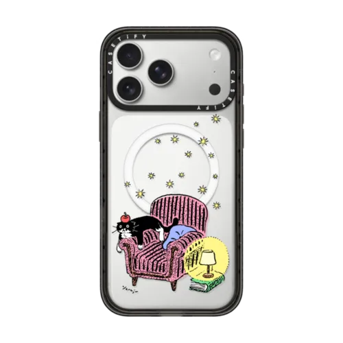 iPhone 17 Pro Max - mo and armchair