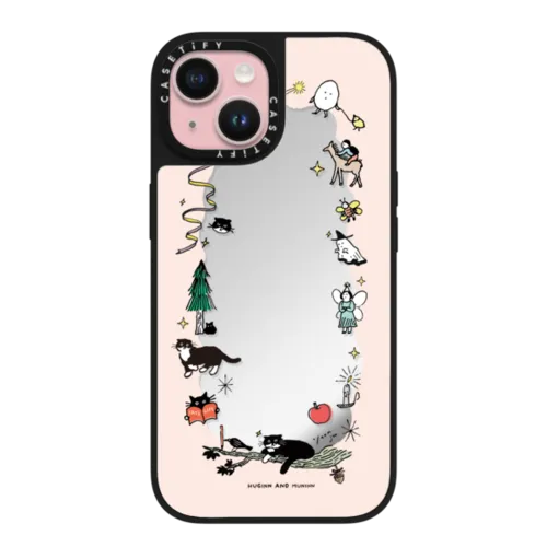 iPhone 15 - small friends