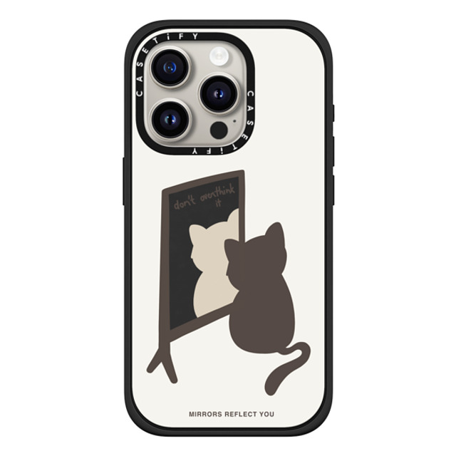 Mirrors Reflect You x CASETiFY iPhone 15 Pro ケース マットブラック インパクトケース MagSafe対応 overthinking cat