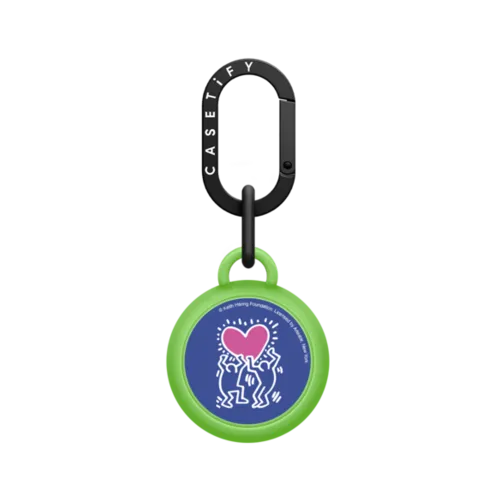 AirTag - Men Holding Heart AirTag Holder
