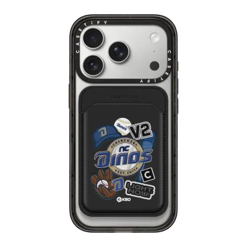 Snappy MagSafe Wallet - DINOS Snappy Wallet