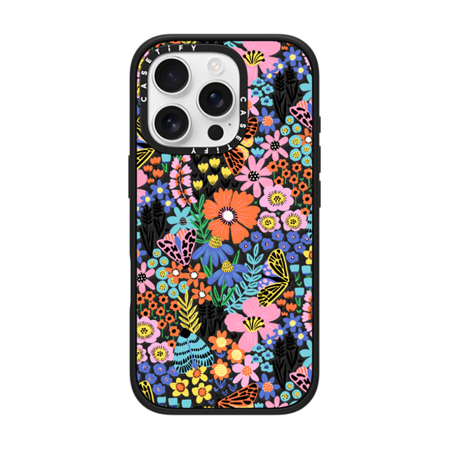 Sandra Hutter x CASETiFY iPhone 16 Pro ケース マットブラック インパクトケース MagSafe対応 Butterfly Moth Flower Meadow - Floral Summer Pattern Father's Day Sandra Hutter x CASETiFY iPhone 16 Pro ケース マットブラック インパクトケース MagSafe対応 Butterfly Moth Flower Meadow - Floral Summer Pattern Father's Day