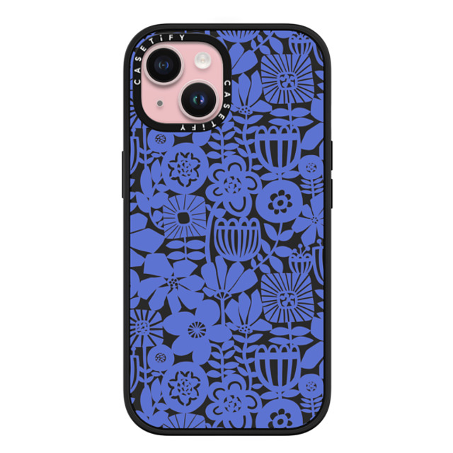 Sandra Hutter x CASETiFY iPhone 15 ケース マットブラック インパクトケース MagSafe対応 Paper Cutting Floral Collage Blue by Sandra Hutter