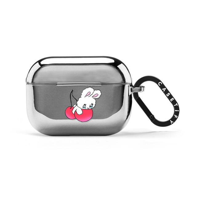 foxy illustrations x CASETiFY AirPods Pro 2 シルバー ミラー ケース Bunny on Cherry foxy illustrations x CASETiFY AirPods Pro 2 シルバー ミラー ケース Bunny on Cherry