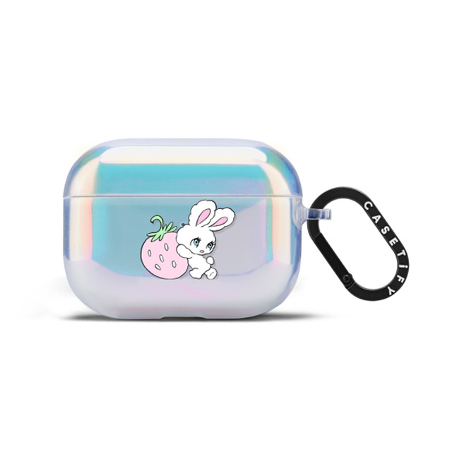 foxy illustrations x CASETiFY AirPods Pro オーロラ (レインボー) コンパクト ケース Bunny Carrying Strawberry