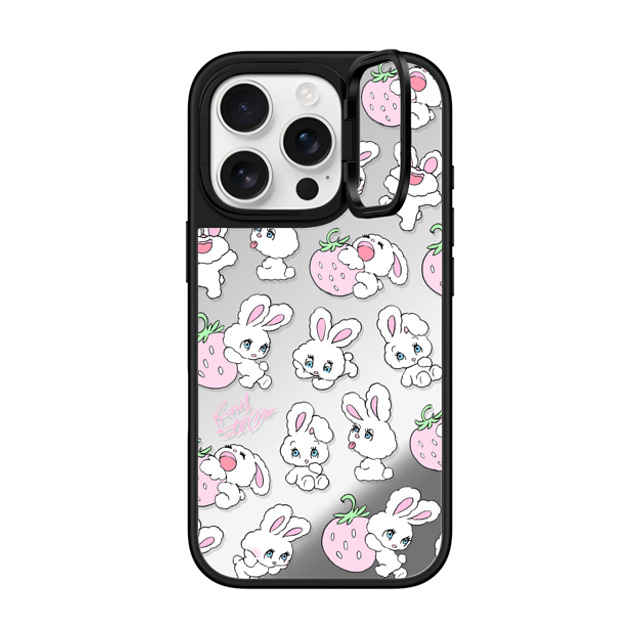 foxy illustrations x CASETiFY iPhone 16 Pro ケース Silver on Black ミラー リングスタンドケース MagSafe対応 Strawberry Mix