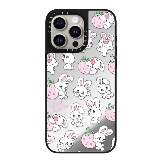 foxy illustrations x CASETiFY iPhone 15 Pro Max ケース Silver on Black ミラーケース MagSafe対応 Strawberry Mix