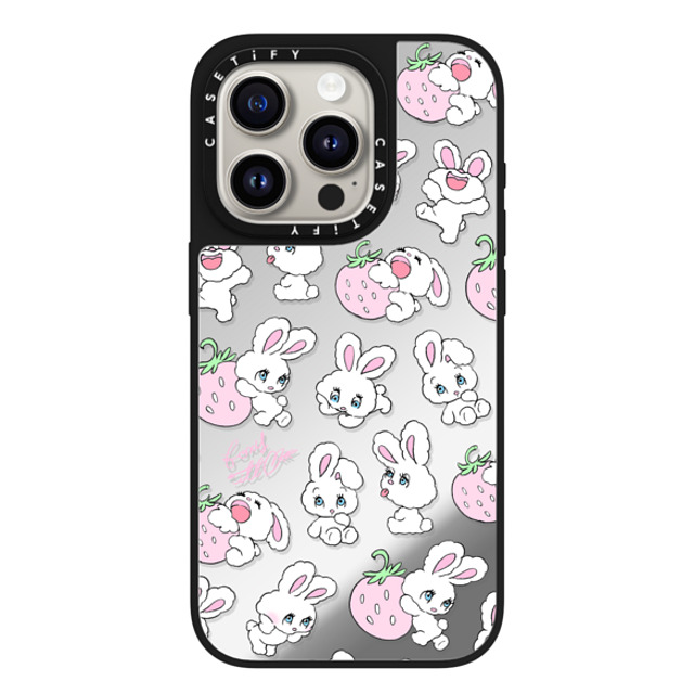 foxy illustrations x CASETiFY iPhone 15 Pro Case Silver on Black ミラーケース MagSafe対応 Strawberry Mix foxy illustrations x CASETiFY iPhone 15 Pro Case Silver on Black ミラーケース MagSafe対応 Strawberry Mix