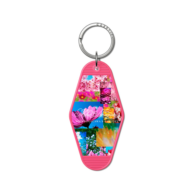 mikaninagawa x CASETiFY キーチェーンタグ Floral Bubble Gum キーチェーン タグ Flower Collage Keychain Tag Back to School mikaninagawa x CASETiFY キーチェーンタグ Floral Bubble Gum キーチェーン タグ Flower Collage Keychain Tag Back to School