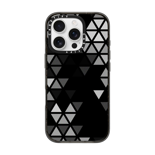 Tobe Fonseca x CASETiFY iPhone 16 Pro ケース ブラック インパクトケース MagSafe対応 Geometric Fractal Triangles Black Noir Father's Day Tobe Fonseca x CASETiFY iPhone 16 Pro ケース ブラック インパクトケース MagSafe対応 Geometric Fractal Triangles Black Noir Father's Day