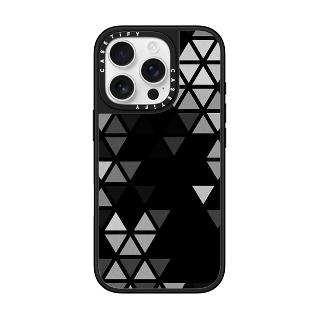 Tobe Fonseca x CASETiFY iPhone 16 Pro ケース Silver on Black ミラーケース MagSafe対応 Geometric Fractal Triangles Black Noir Father's Day Tobe Fonseca x CASETiFY iPhone 16 Pro ケース Silver on Black ミラーケース MagSafe対応 Geometric Fractal Triangles Black Noir Father's Day