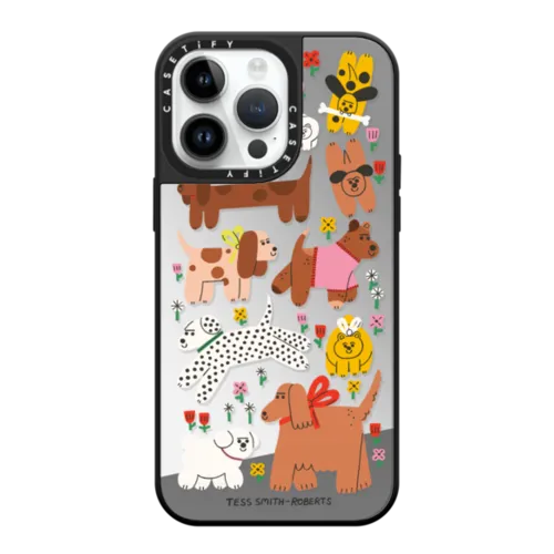 iPhone 14 Pro Max - Dogs in the meadow